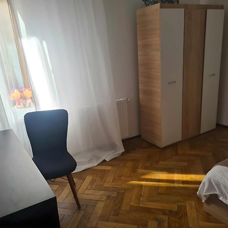דירות בראשוב Madalina'S House מראה חיצוני תמונה